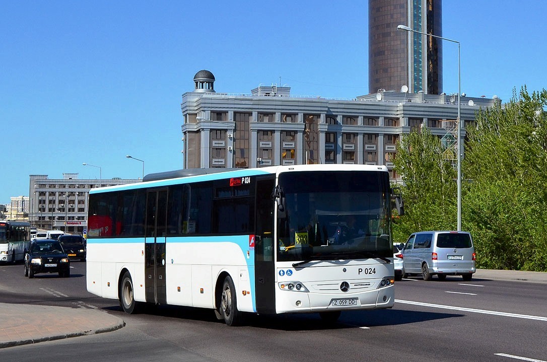 Астана, Mercedes-Benz Intouro II № P024