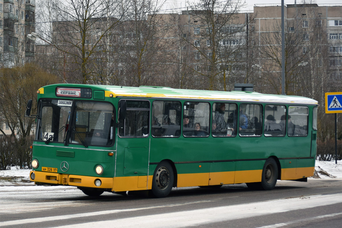 Тверская область, Mercedes-Benz O305 № АМ 328 69