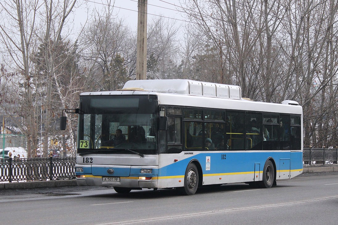 Алматы, Yutong ZK6120HGM № 182