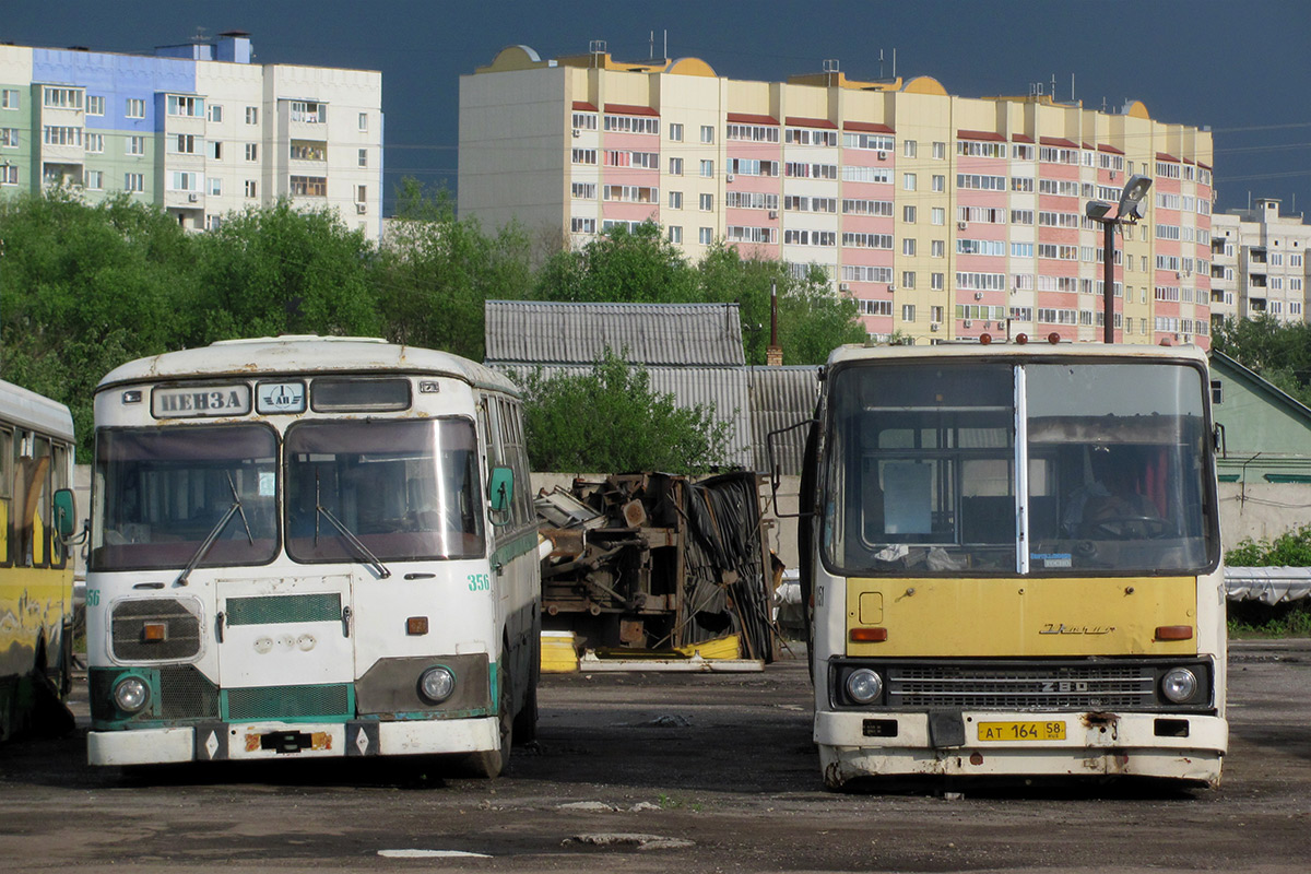 Пензенская область, ЛиАЗ-677М № 356; Пензенская область, Ikarus 280.08 № 1051; Пензенская область — АТП