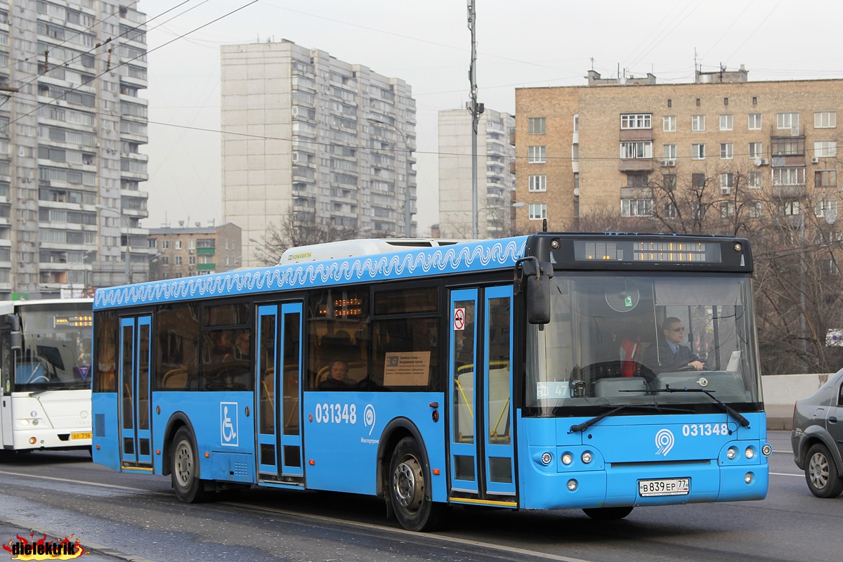 Moskau, LiAZ-5292.22 (2-2-2) Nr. 031348