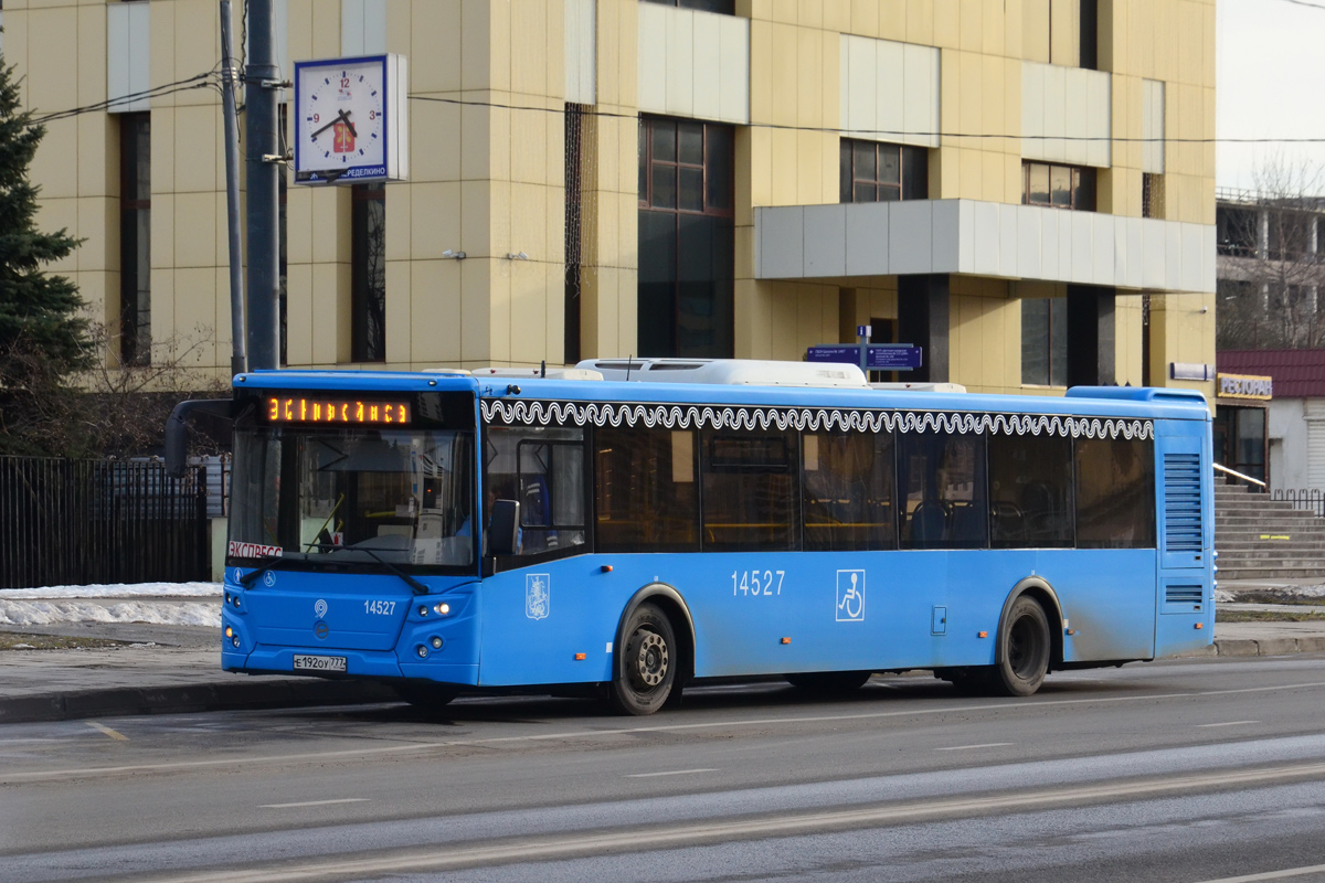 Moskwa, LiAZ-5292.22 (2-2-2) Nr 14527