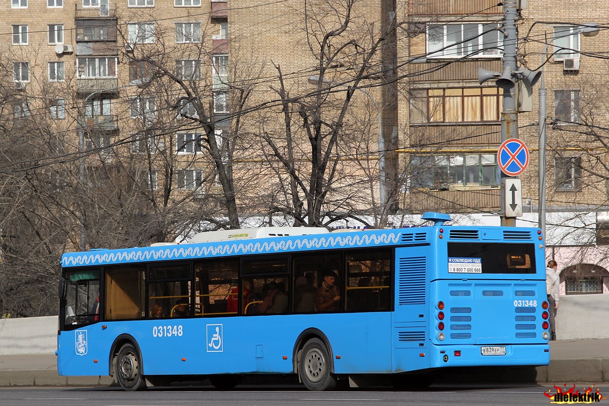 Maskva, LiAZ-5292.22 (2-2-2) Nr. 031348