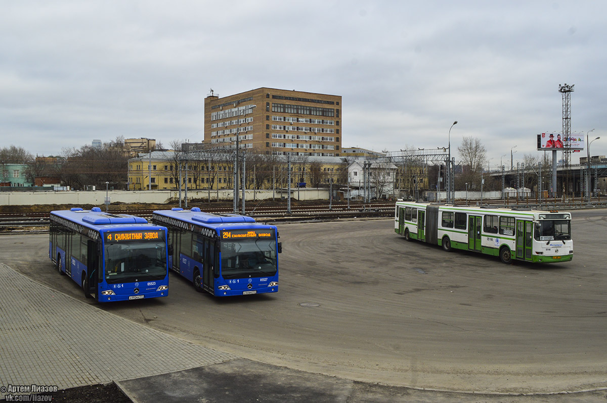 Москва, Mercedes-Benz Conecto II № 05523; Москва — Автобусные вокзалы, станции и конечные остановки
