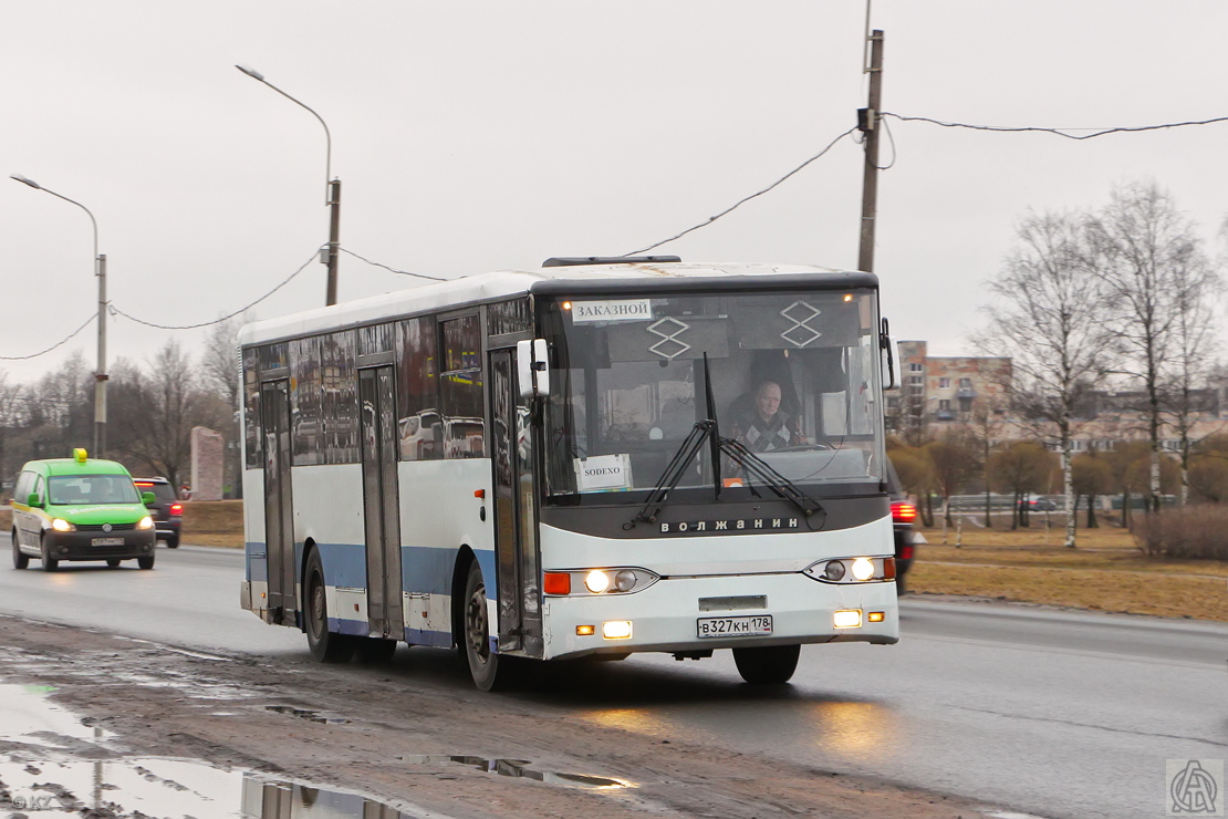 Санкт-Петербург, Волжанин-5270-10-06 № В 327 КН 178