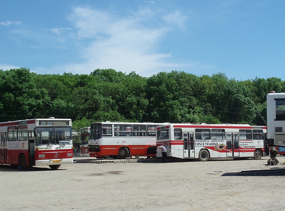 Stavropol region, Mercedes-Benz O325 Nr. 98; Stavropol region, Ikarus 280.33 Nr. 254; Stavropol region, Mercedes-Benz O325 Nr. 117; Stavropol region — Bus depots