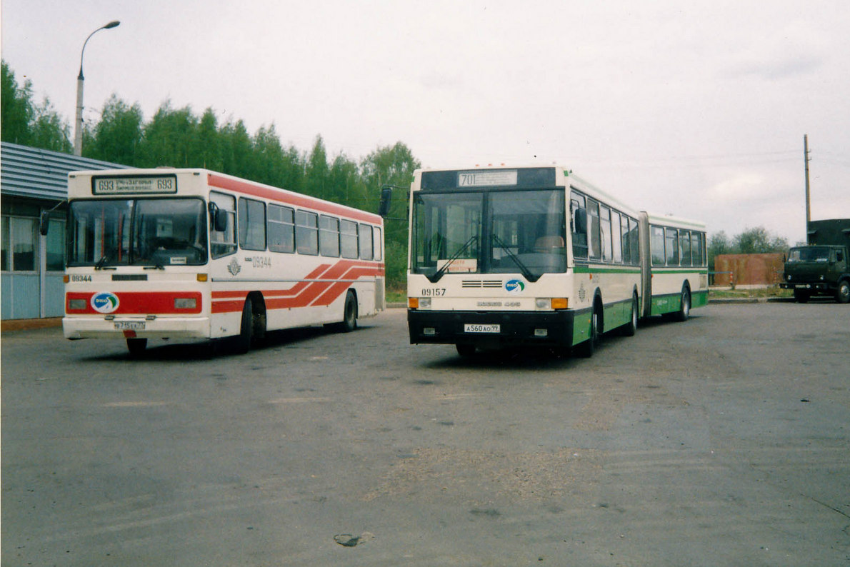 Москва, Mercedes-Benz O325 № 09344; Москва, Ikarus 435.17 № 09157