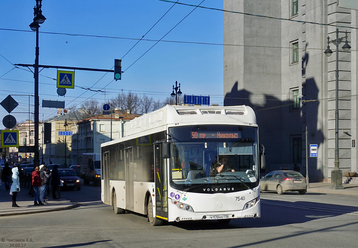 Sankt Peterburgas, Volgabus-5270.G2 (CNG) Nr. 7540