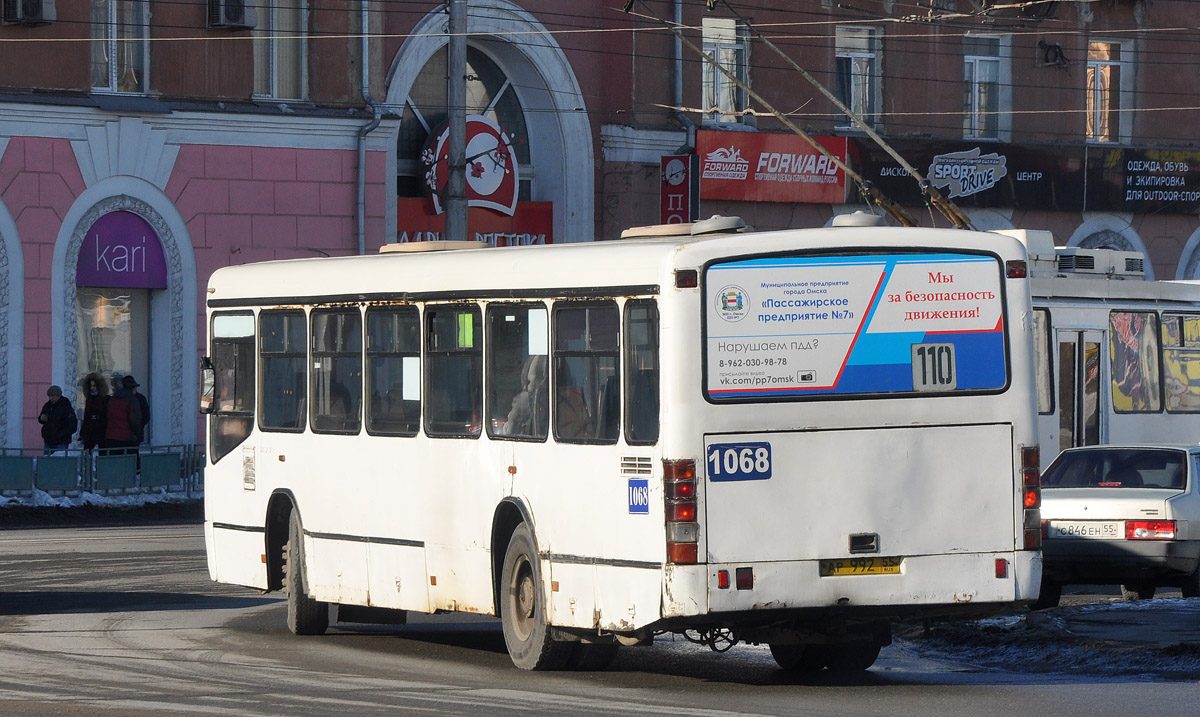 Омская область, Mercedes-Benz O345 № 1068