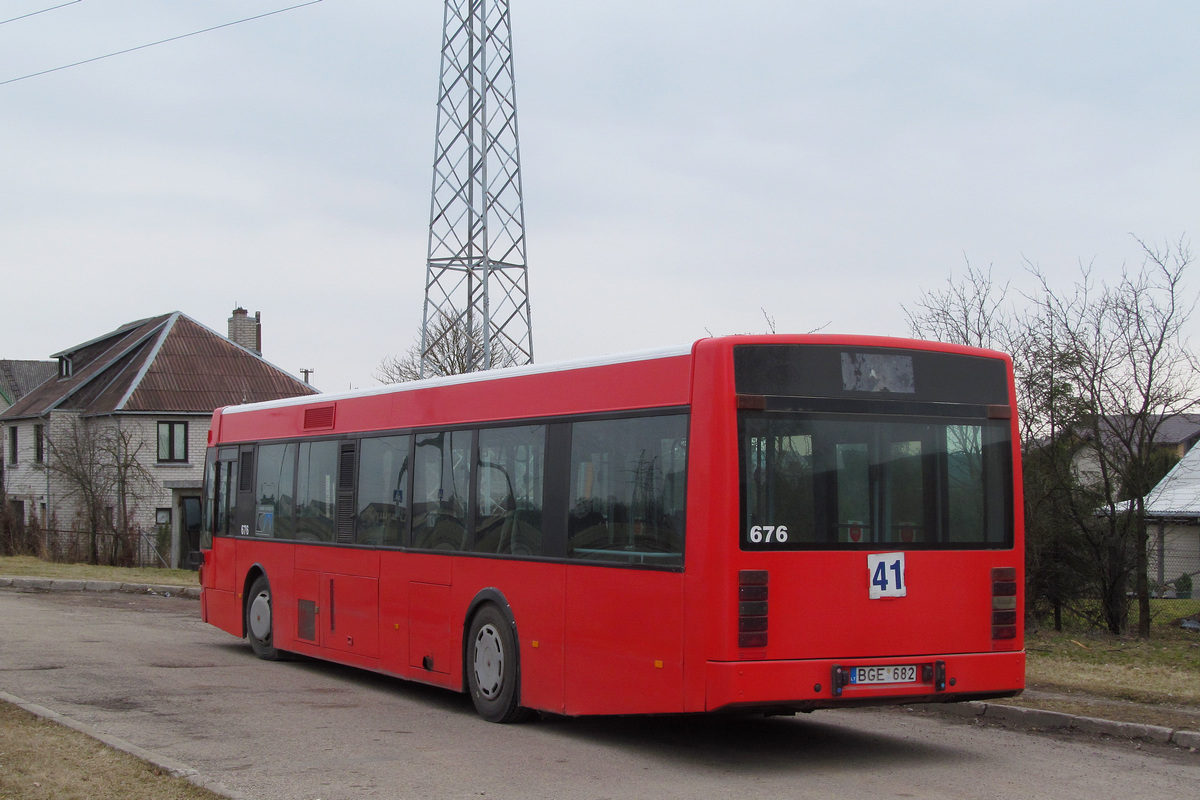 Литва, Van Hool A300 № 676