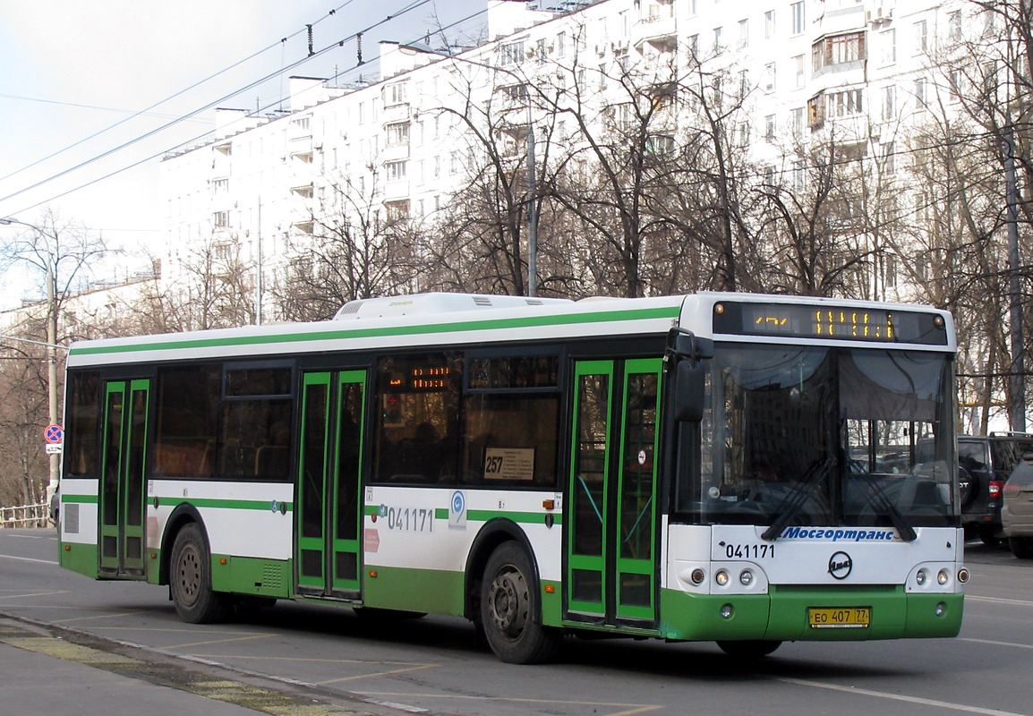 Moskwa, LiAZ-5292.22 (2-2-2) Nr 041171