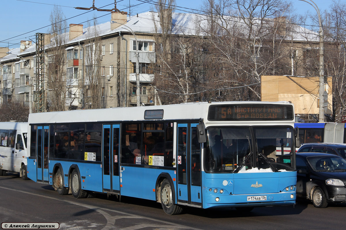 Воронежская область, МАЗ-107.466 № Р 174 АВ 136