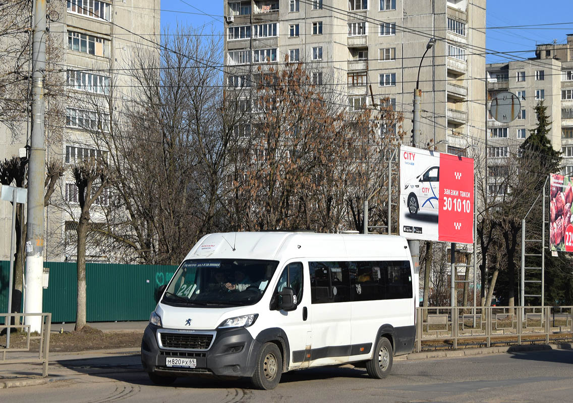 Тверская область, Нижегородец-2227SK (Peugeot Boxer) № М 820 РХ 69