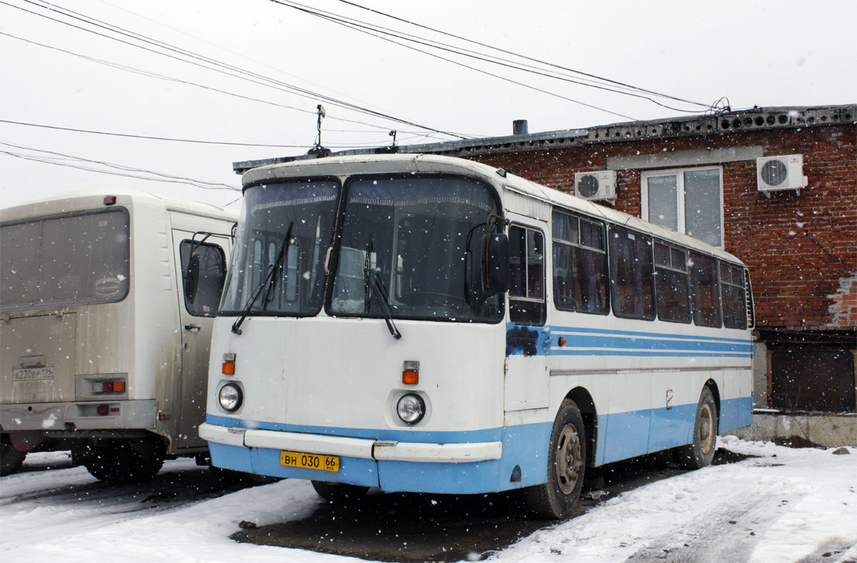 Свердловская область, ЛАЗ-695Н № ВН 030 66