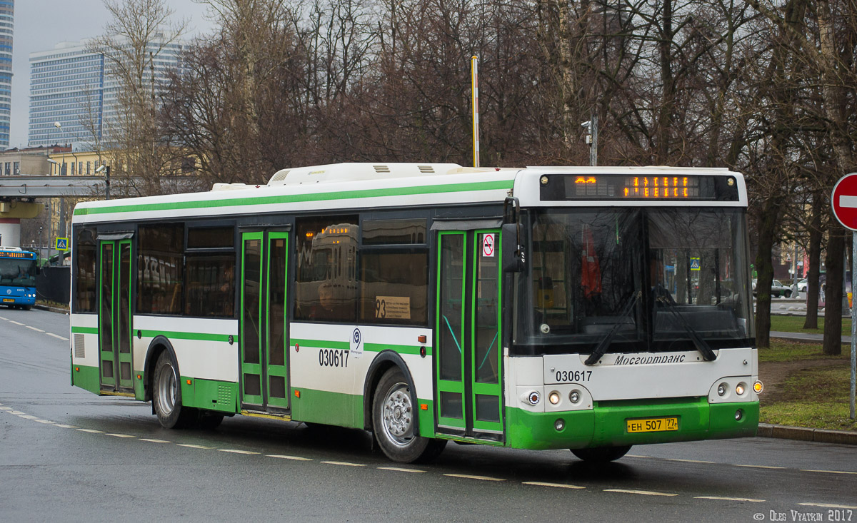 Moskwa, LiAZ-5292.22 (2-2-2) Nr 030617