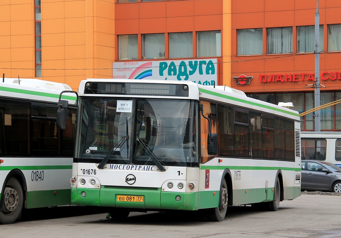 Moskau, LiAZ-5292.22 (2-2-2) Nr. 010111