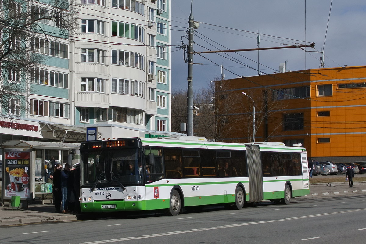 Москва, ЛиАЗ-6213.21 № 010862