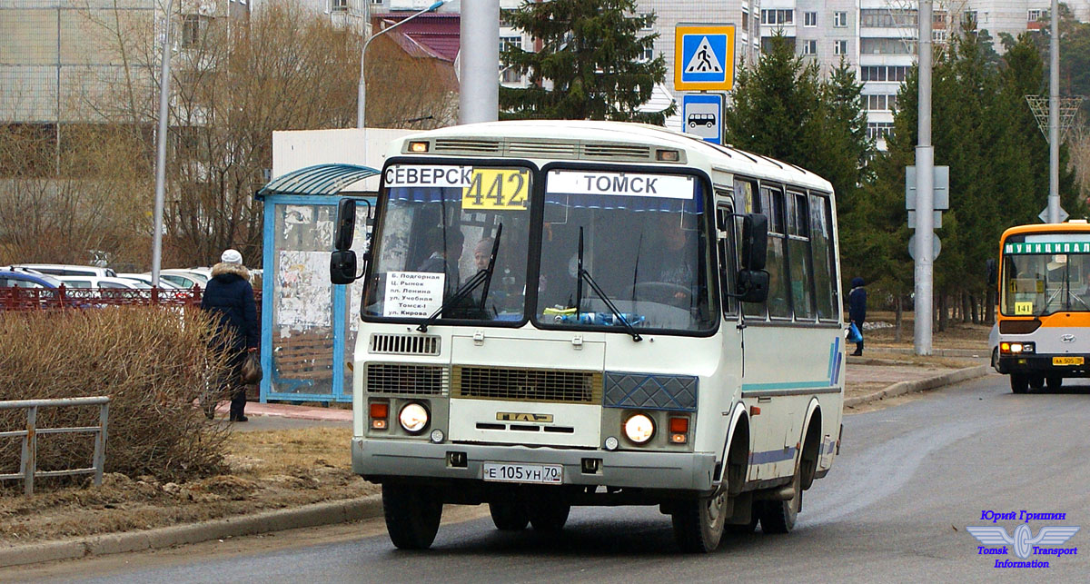 Томская область, ПАЗ-32053 № Е 105 УН 70