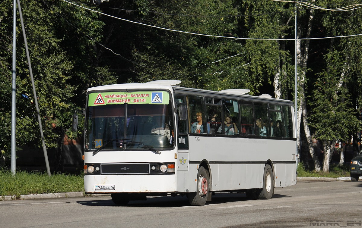 Восточно-Казахстанская область, Van Hool T815CL Integral № 933 DAA 16