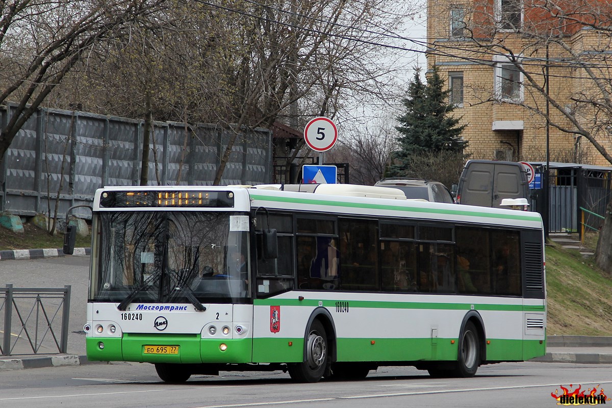 Moskva, LiAZ-5292.21 č. 160240