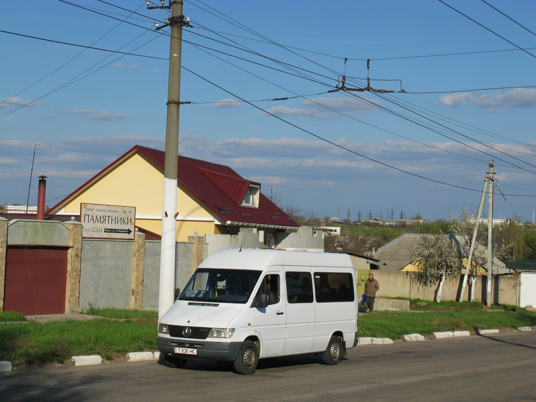 Приднестровье, Mercedes-Benz Sprinter W901/W902 208D № Т 836 НС