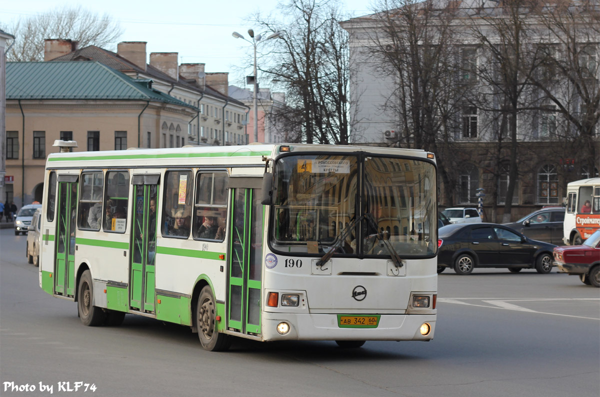 Псковская область, ЛиАЗ-5256.26 № 190