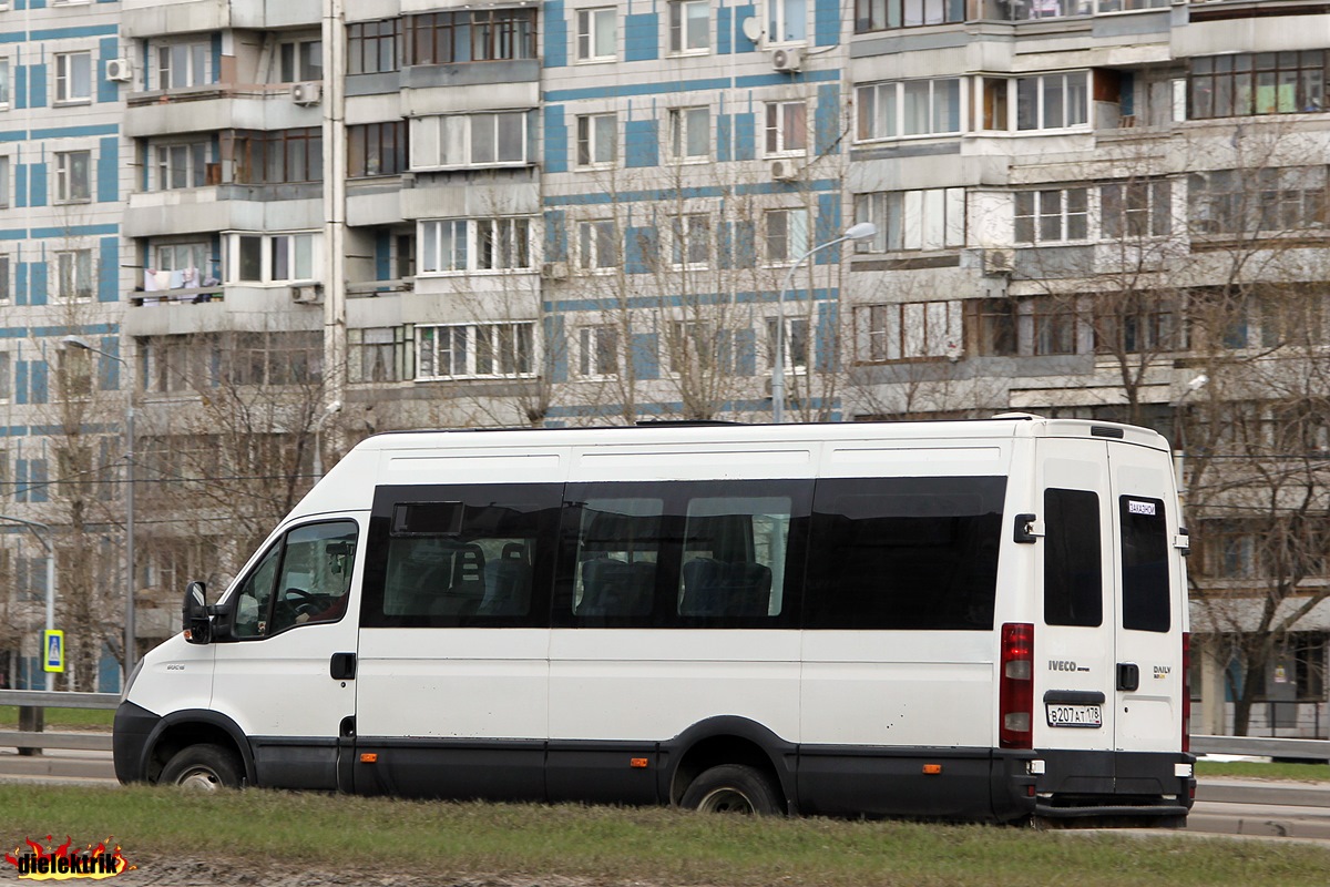 Москва, Нижегородец-2227UT (IVECO Daily) № В 207 АТ 178