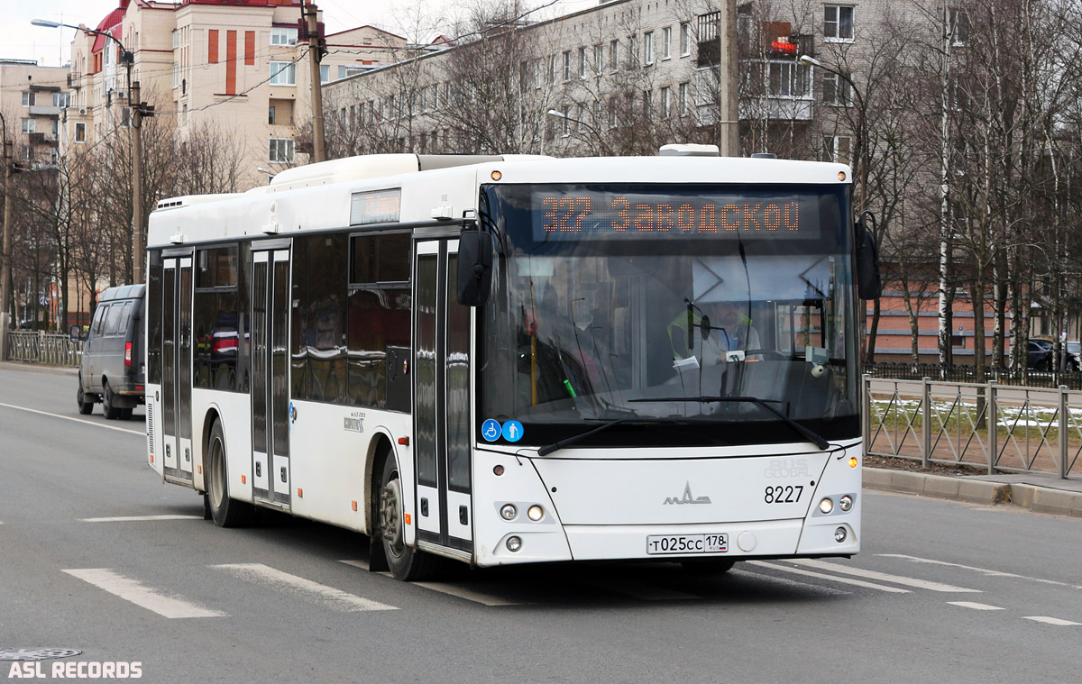 Санкт-Петербург, МАЗ-203.085 № 8227