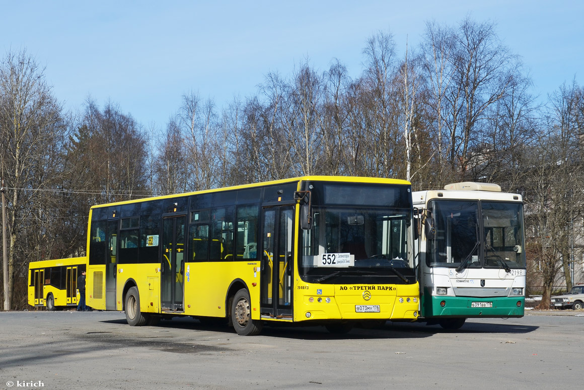 Санкт-Петербург, Golden Dragon XML6125CR № В 073 МУ 178