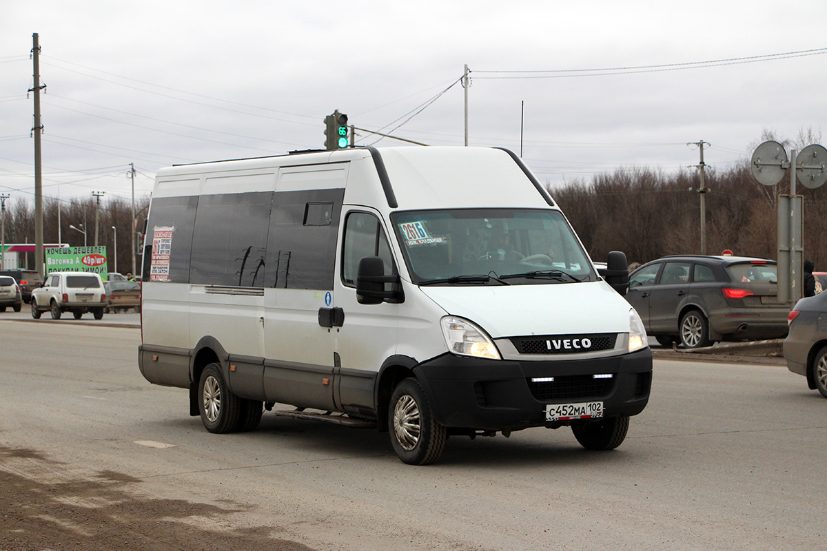 Башкортостан, Нижегородец-2227UT (IVECO Daily) № С 452 МА 102