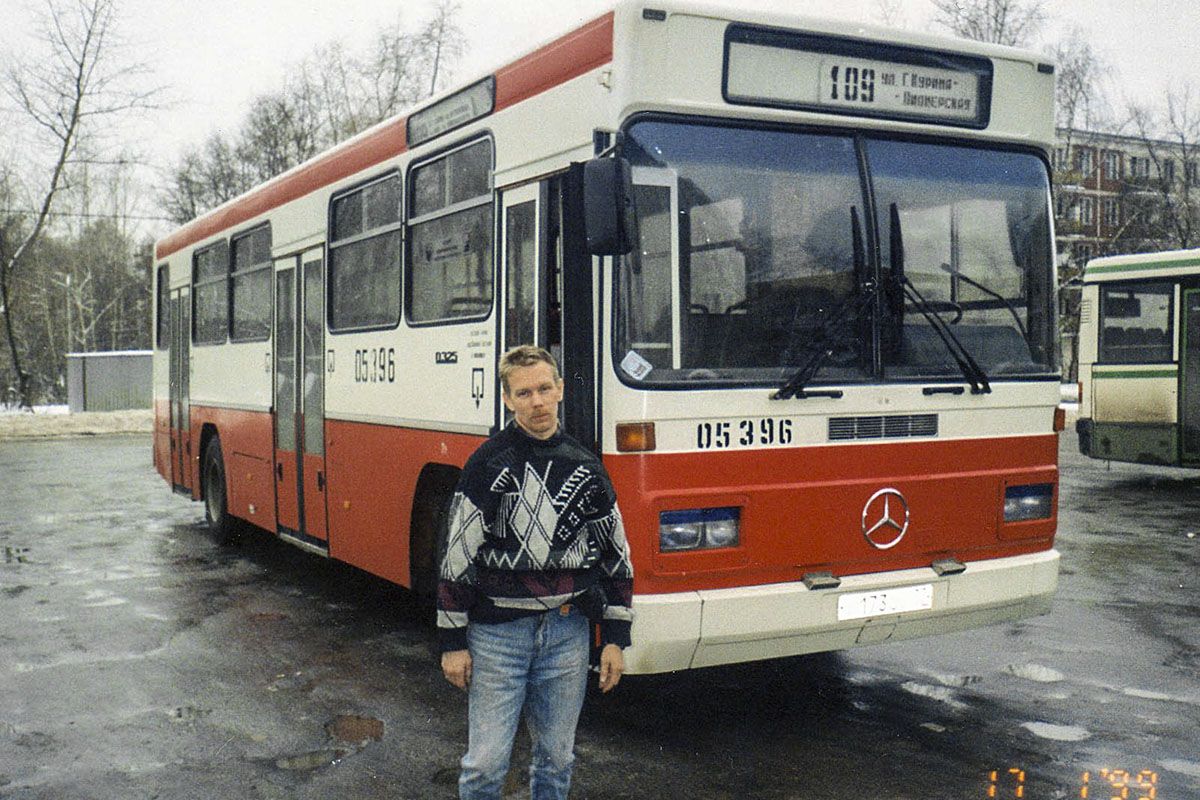 Mercedes Benz o325 кабина