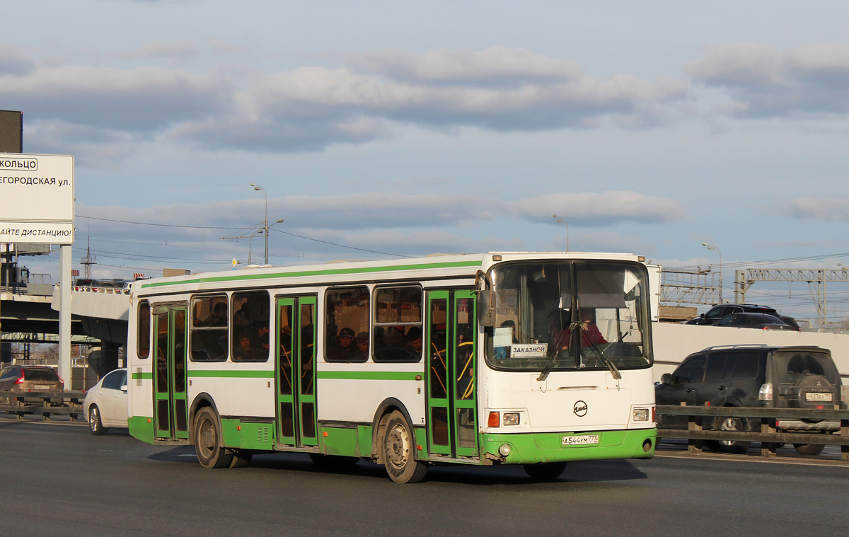 Москва, ЛиАЗ-5256.36 № А 544 УМ 777