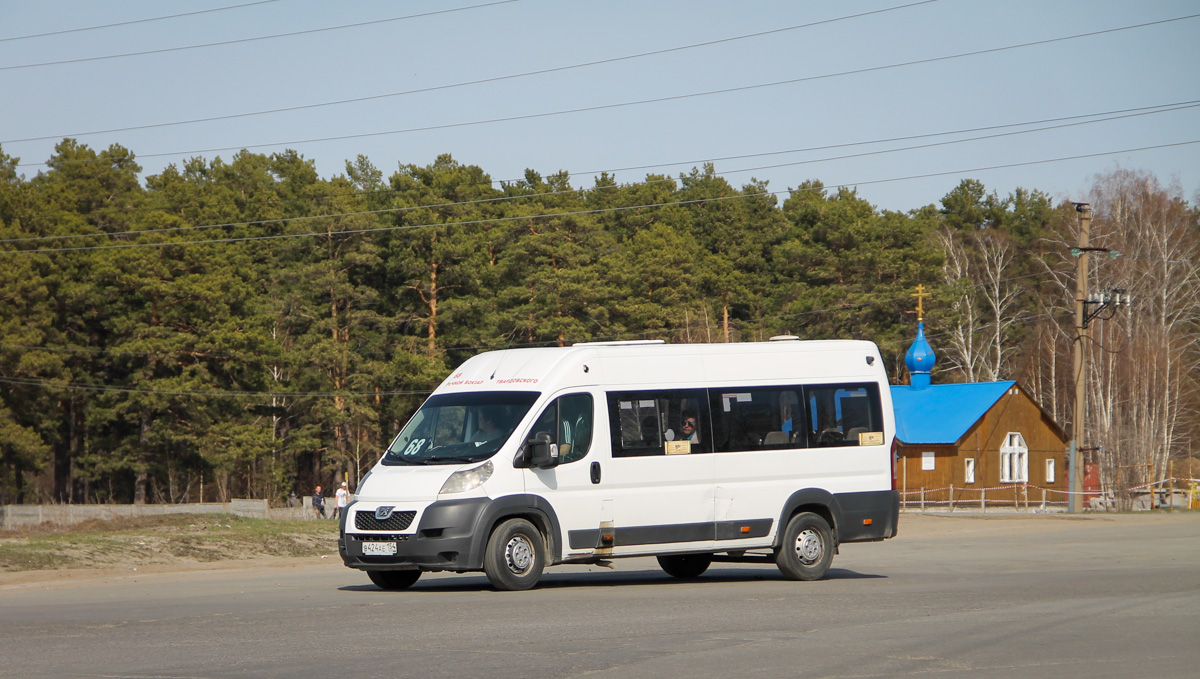 Новосибирская область, Нижегородец-2227SK (Peugeot Boxer) № В 424 АЕ 154
