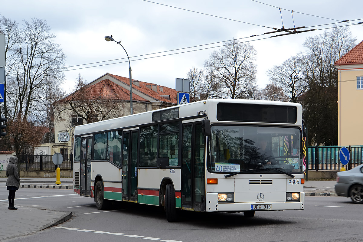 Litwa, Mercedes-Benz O405N2 Nr 9305
