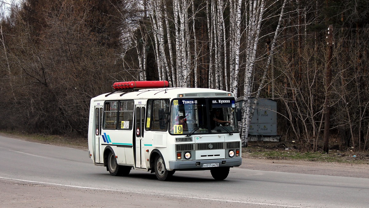 Томская область, ПАЗ-32053 № Е 017 ОМ 70