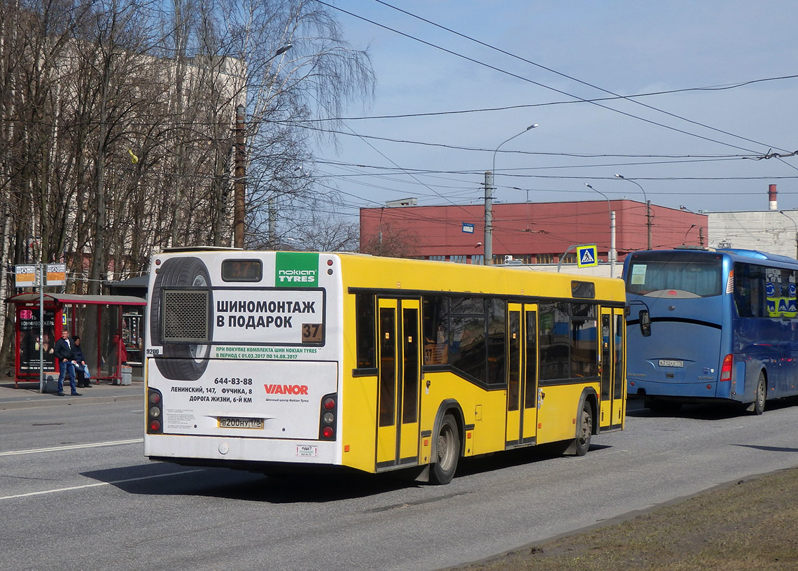 Санкт-Петербург, МАЗ-103.468 № В 200 НУ 178