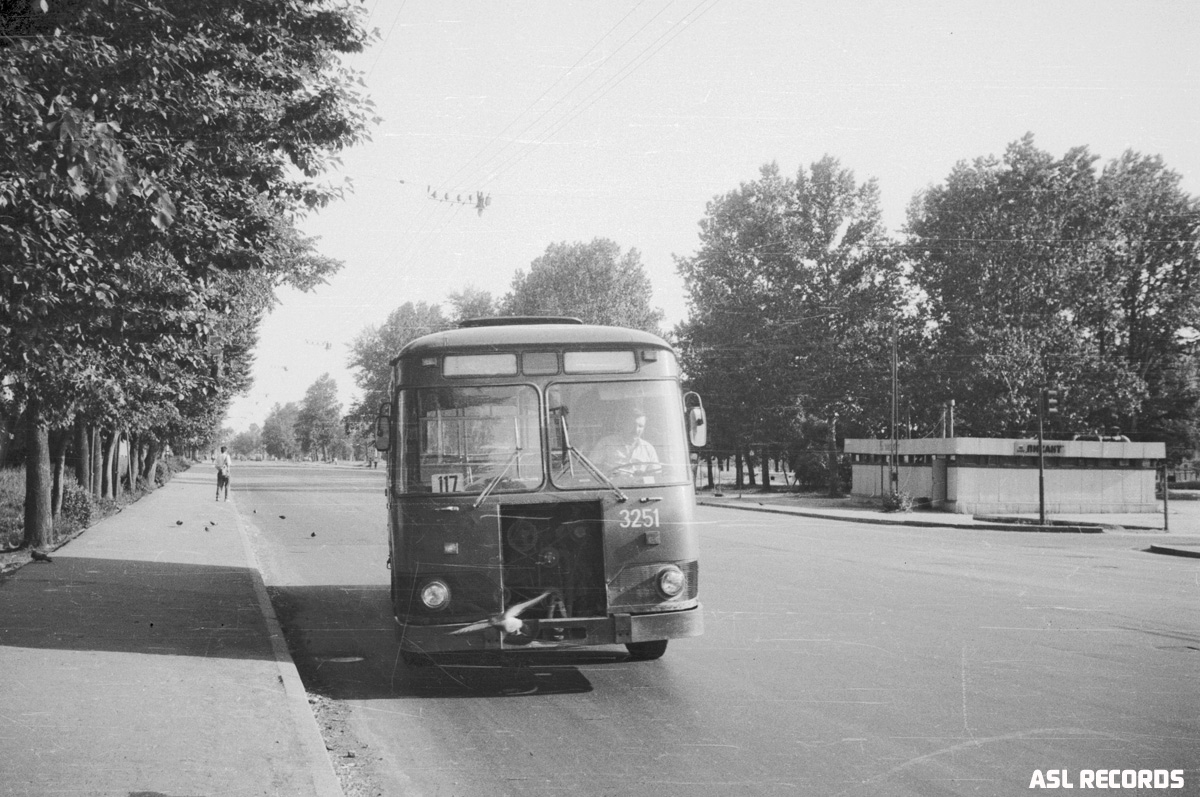 Санкт-Петербург, ЛиАЗ-677М № 3251