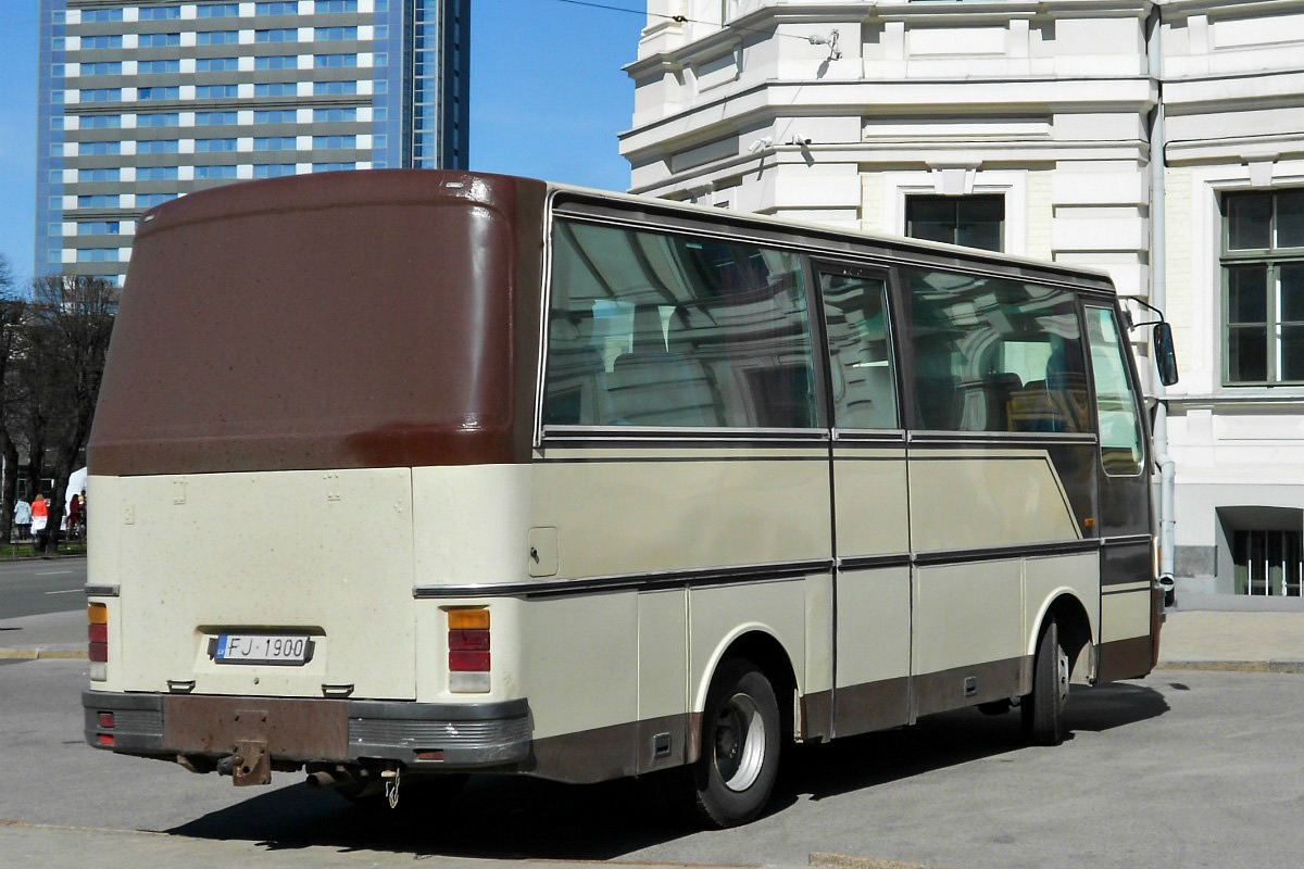 Латвия, Setra S208H № FJ-1900