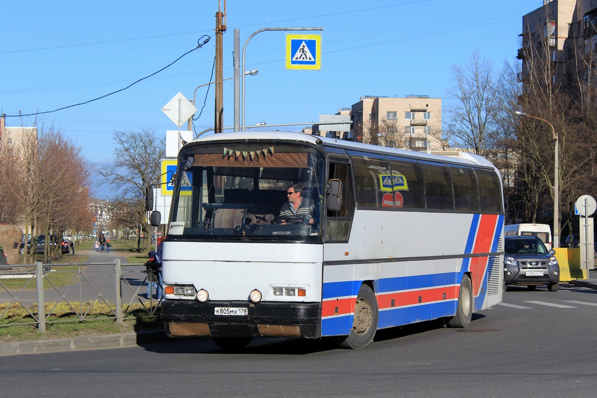 Санкт-Петербург, Neoplan N216H Jetliner № К 805 МХ 178