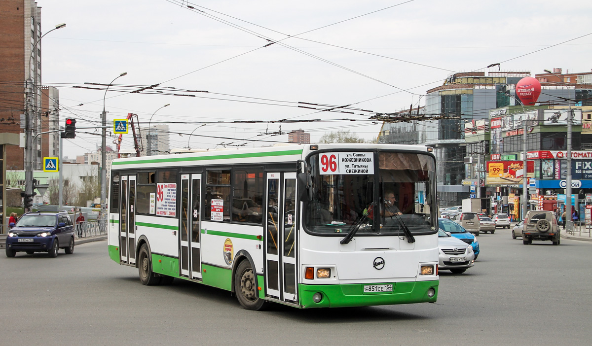 Новосибирская область, ЛиАЗ-5256.53 № Е 851 СЕ 154