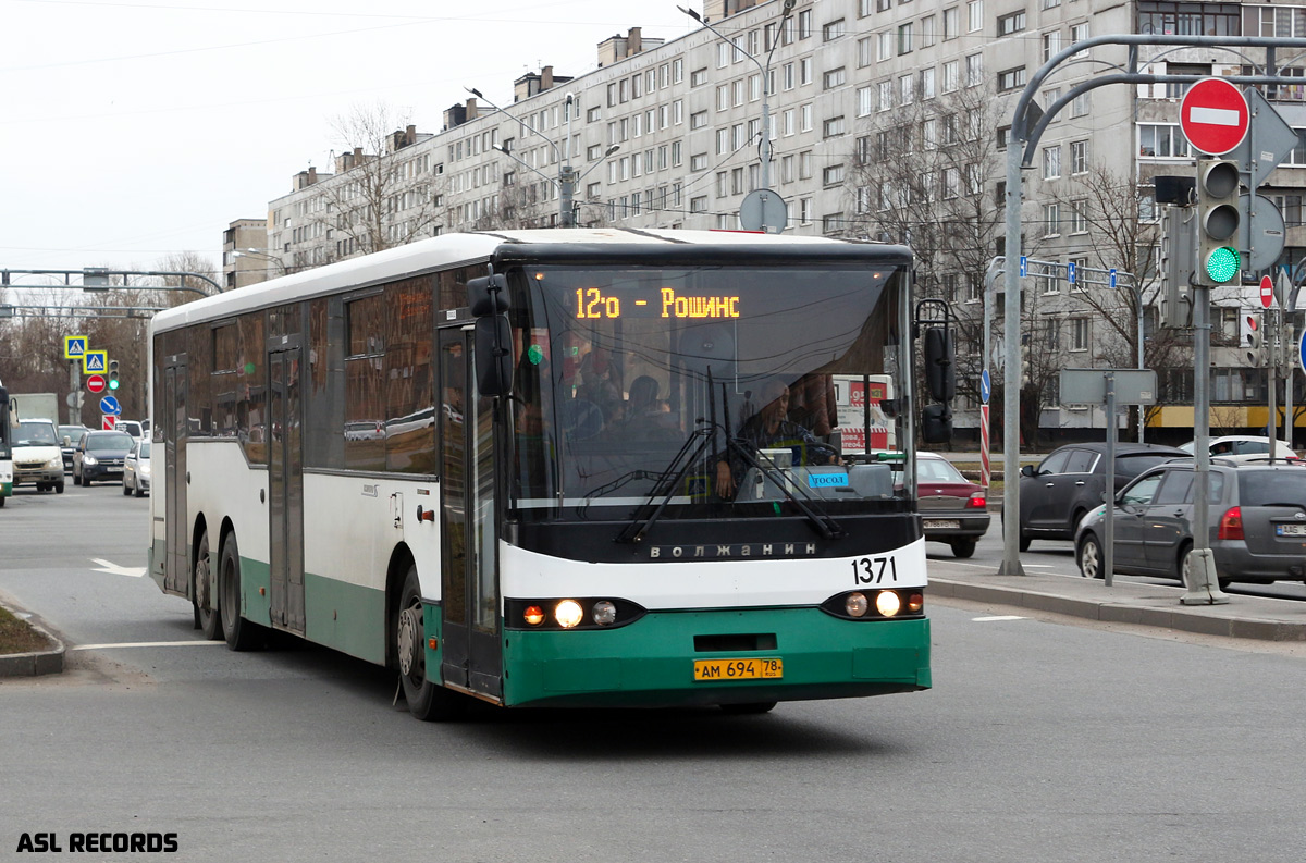 Санкт-Петербург, Волжанин-6270.00 № 1371