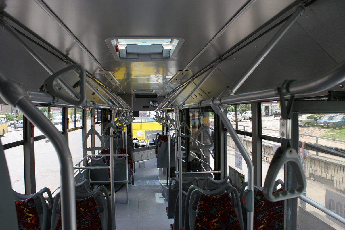 Киев, ЛАЗ A183N1 № AA 1642 OX