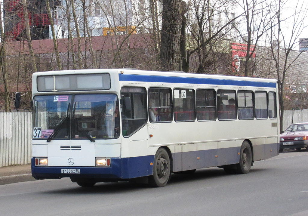 Вологодская область, ГолАЗ-АКА-5225 № Е 133 ОХ 35