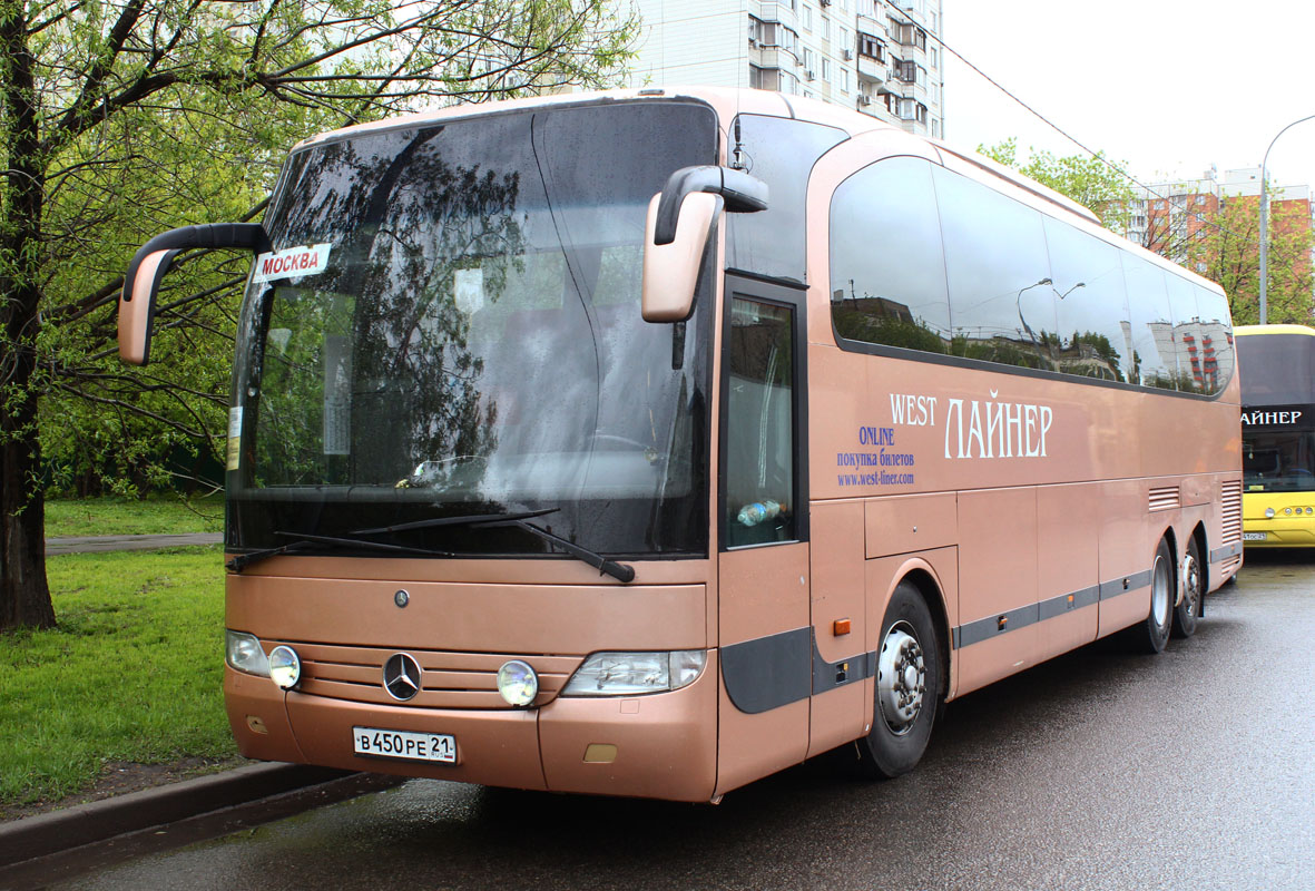 Чувашия, Mercedes-Benz O580-16RHD Travego M № В 450 РЕ 21