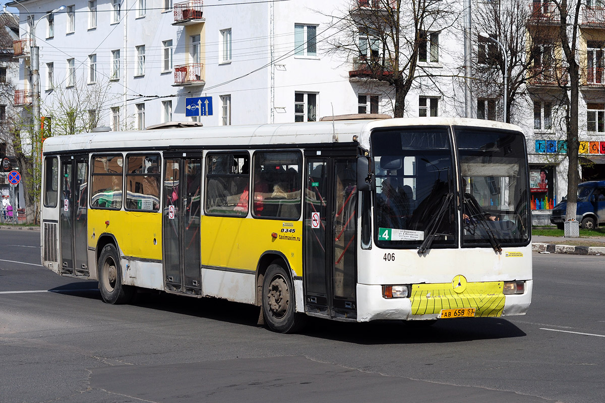 Obwód nowogrodzki, Mercedes-Benz O345 Nr 406