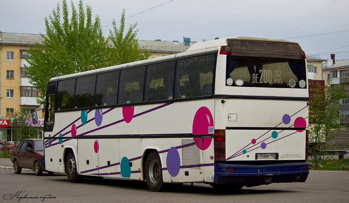 Bashkortostan, Neoplan N316SHD Transliner č. 5009