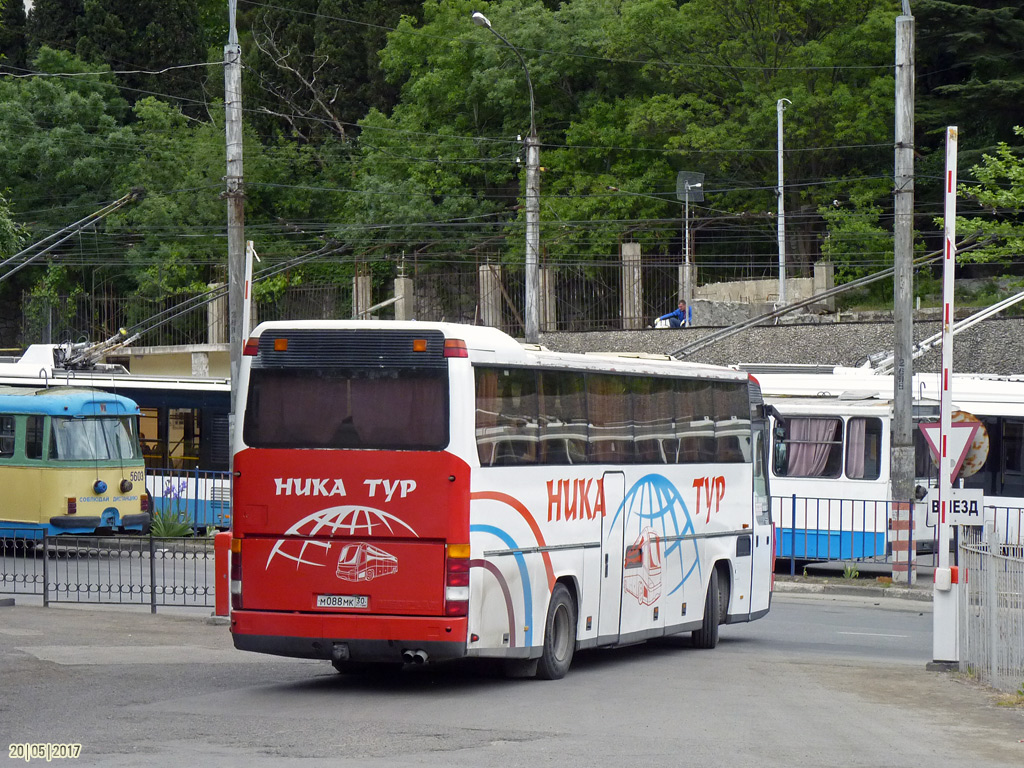 Севастополь, Neoplan N316SHD Transliner № М 088 МК 30