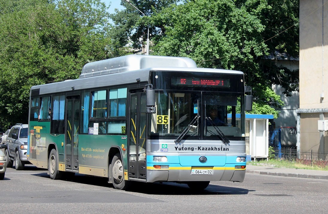 Алматы, Yutong ZK6118HGA № 7066