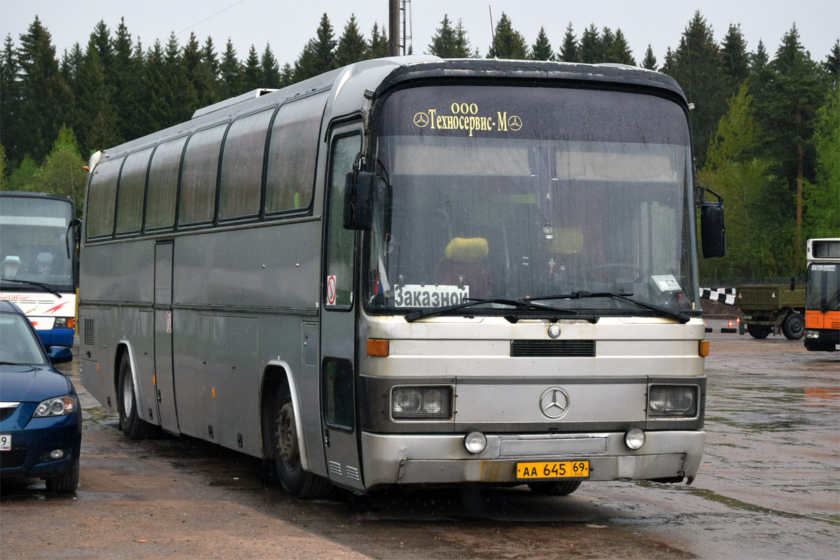 Тверская область, Mercedes-Benz O303-15RHD № АА 645 69