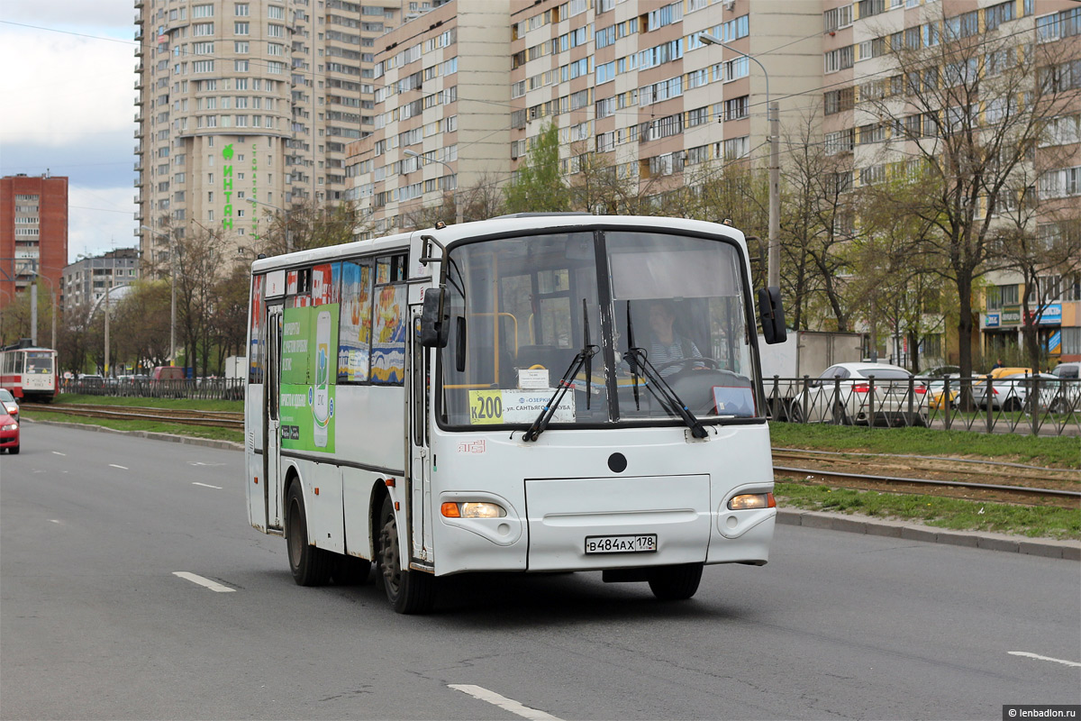 Санкт-Петербург, КАвЗ-4235-33 № 03036